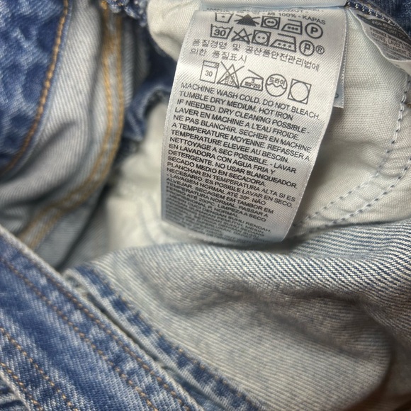 Womens Levis Denim Overalls size medium - Picture 7 of 9